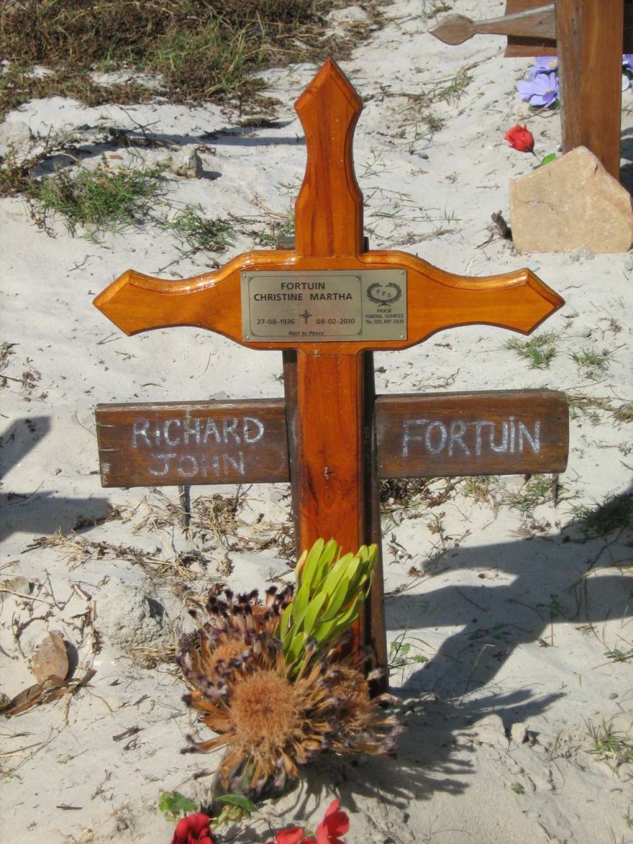 FORTUIN Richard John :: FORTUIN Christine Martha 1936-2010