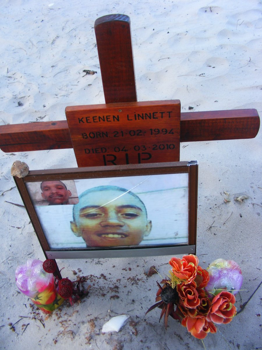 LINNETT Keenen 1994-2010