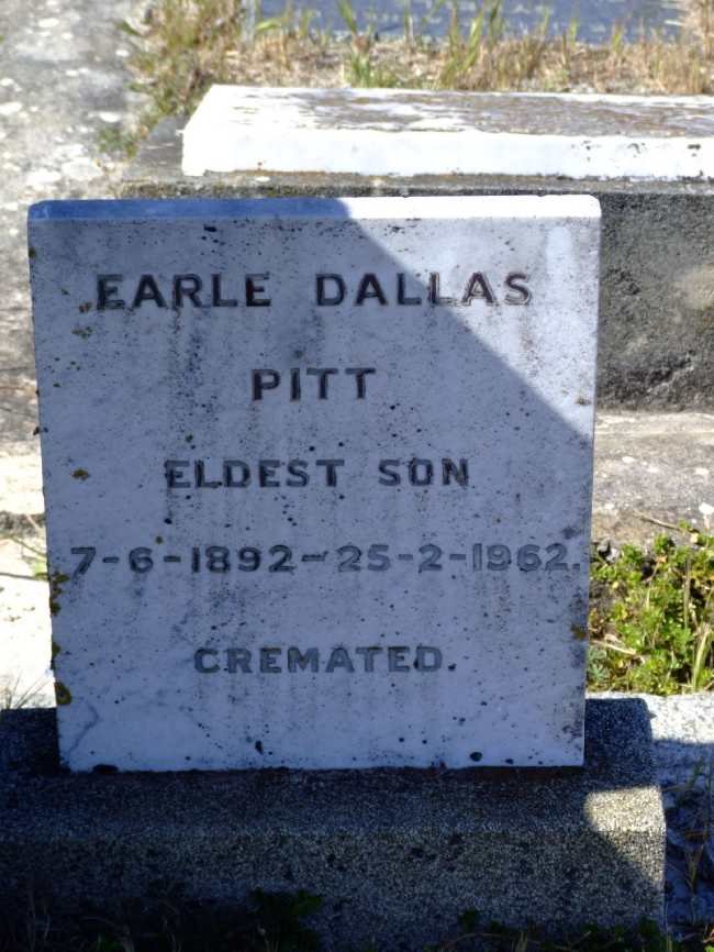 PITT Earle Dallas 1892-1962