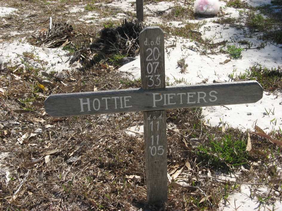 PIETERS Hottie 1933-2005