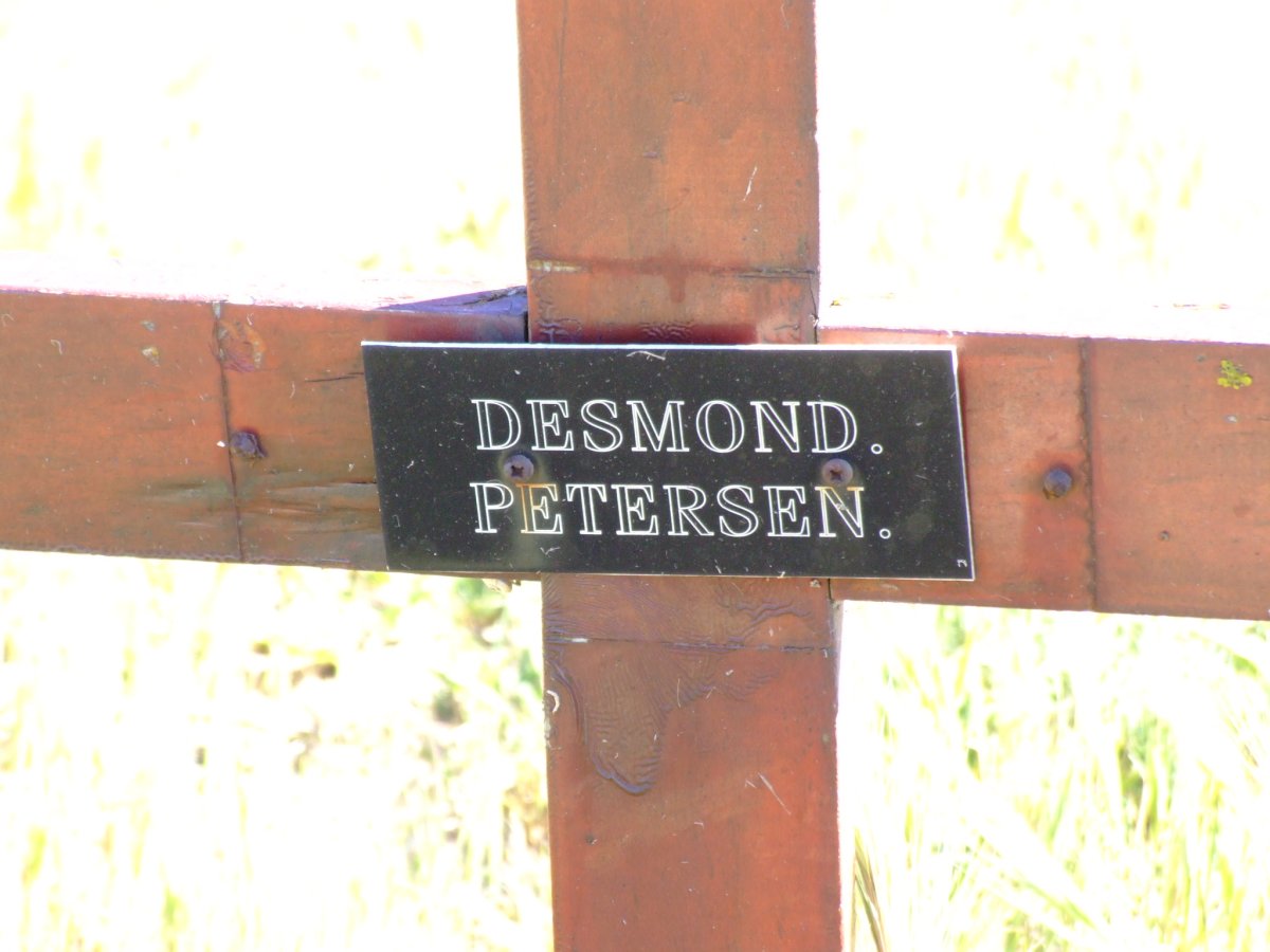 PETERSEN Desmond