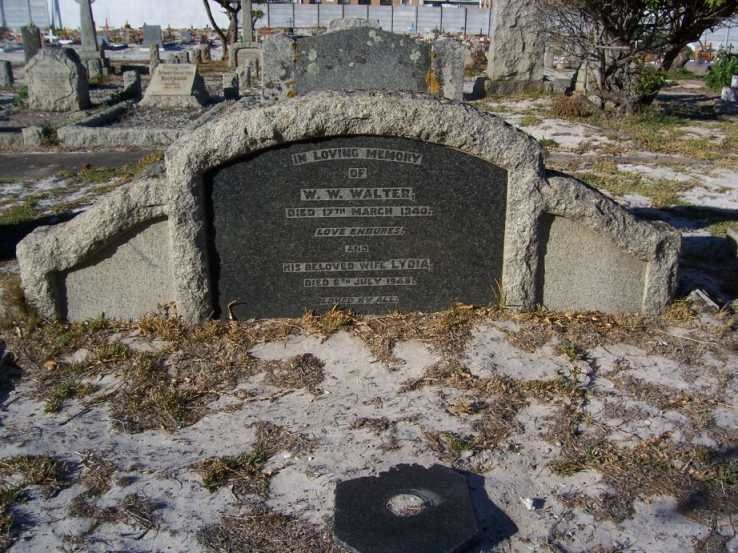 WALTER W.W. -194? &amp; Lydia -194?
