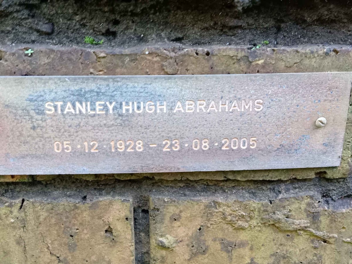 ABRAHAMS Stanley Hugh 1928-2005