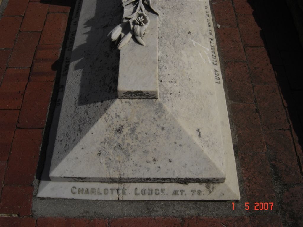 LODGE Charlotte