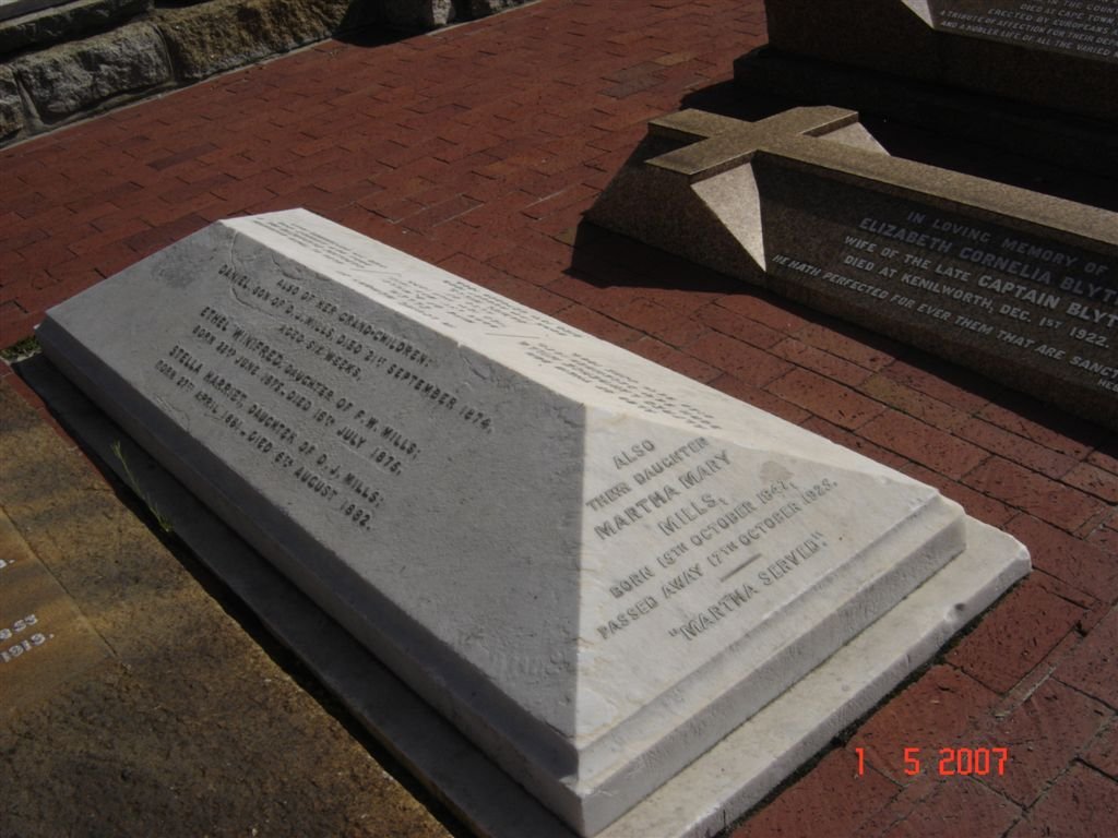 MILLS Daniel 1809-1889 &amp; Ellen 1815-1877