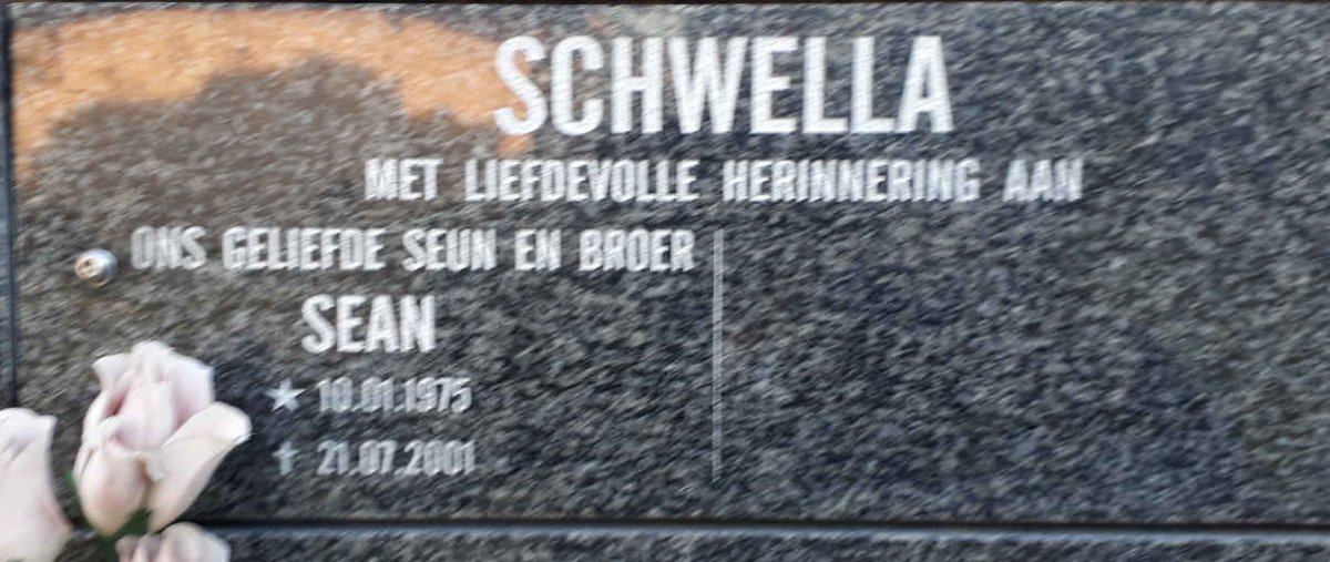 SCHWELLA Sean 1975-2001