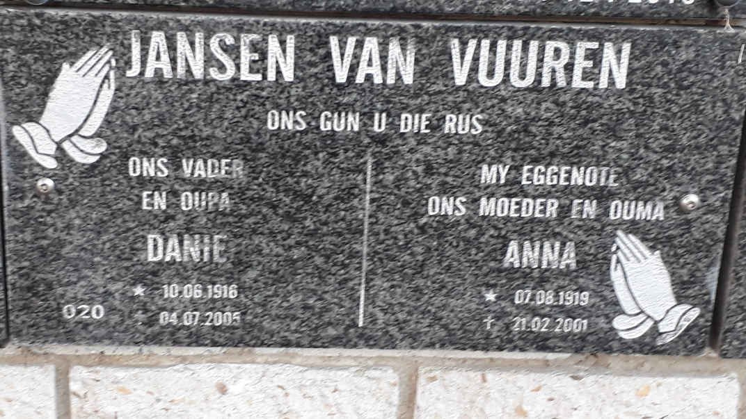 VUUREN Danie, Jansen van 1916-2005 &amp; Anna 1919-2001
