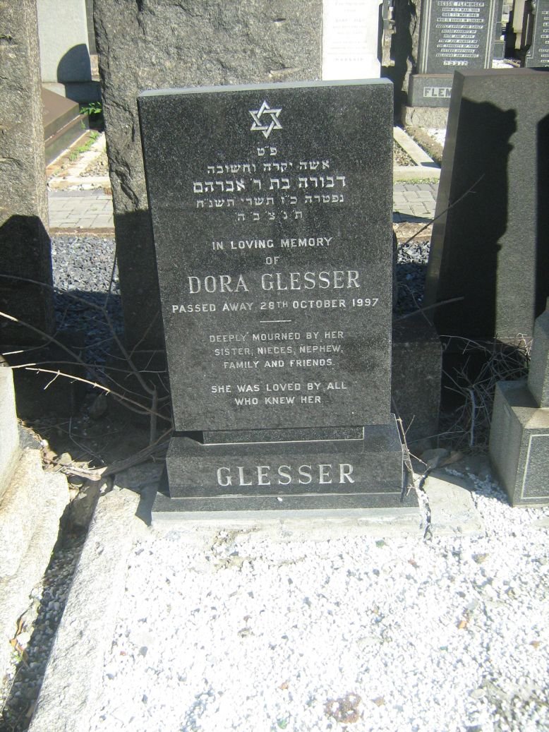 GLESSER Dora -1997