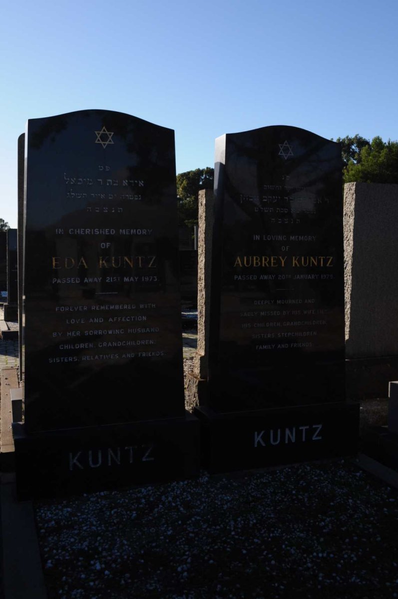 KUNTZ Aubrey -1979 &amp; Eda -1973