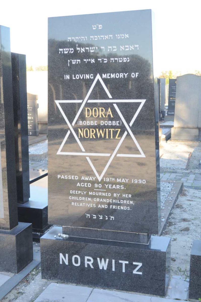NORWITZ Dora -1990