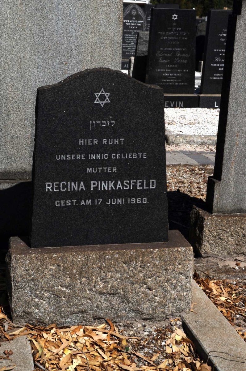 PINKASFELD Regina -1960