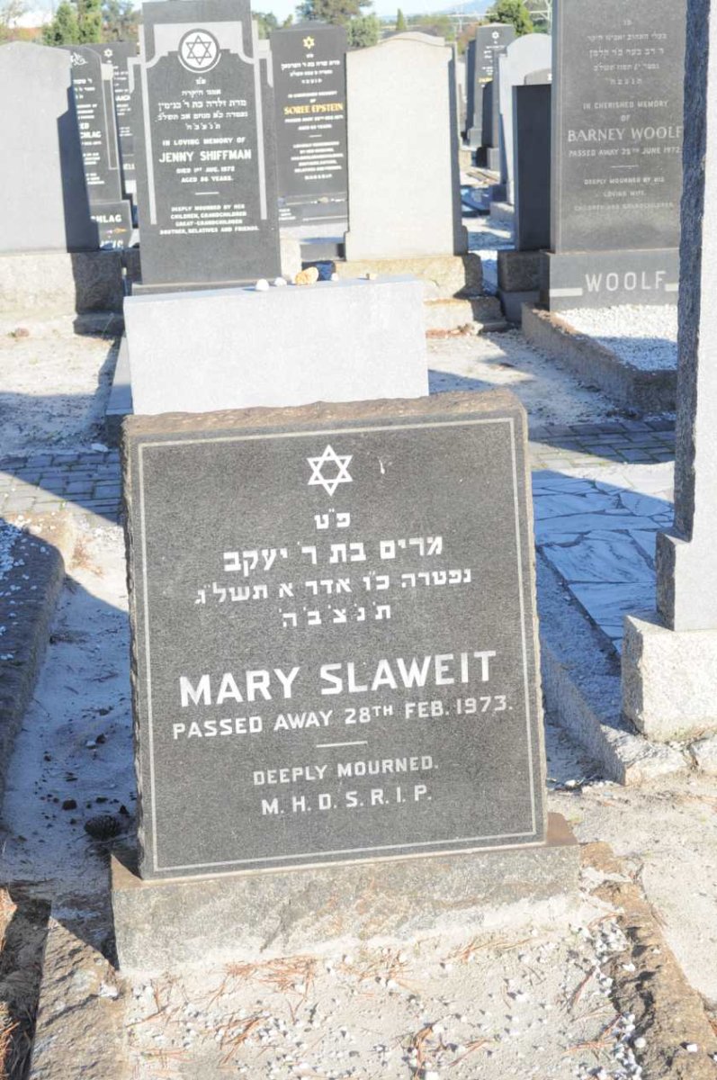 SLAWEIT Mary -1973