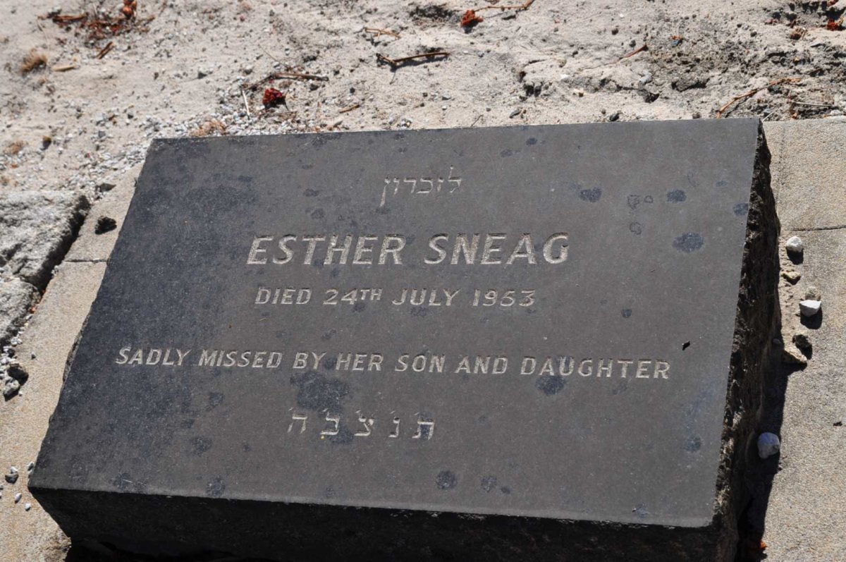 SNEAG Esther -1953