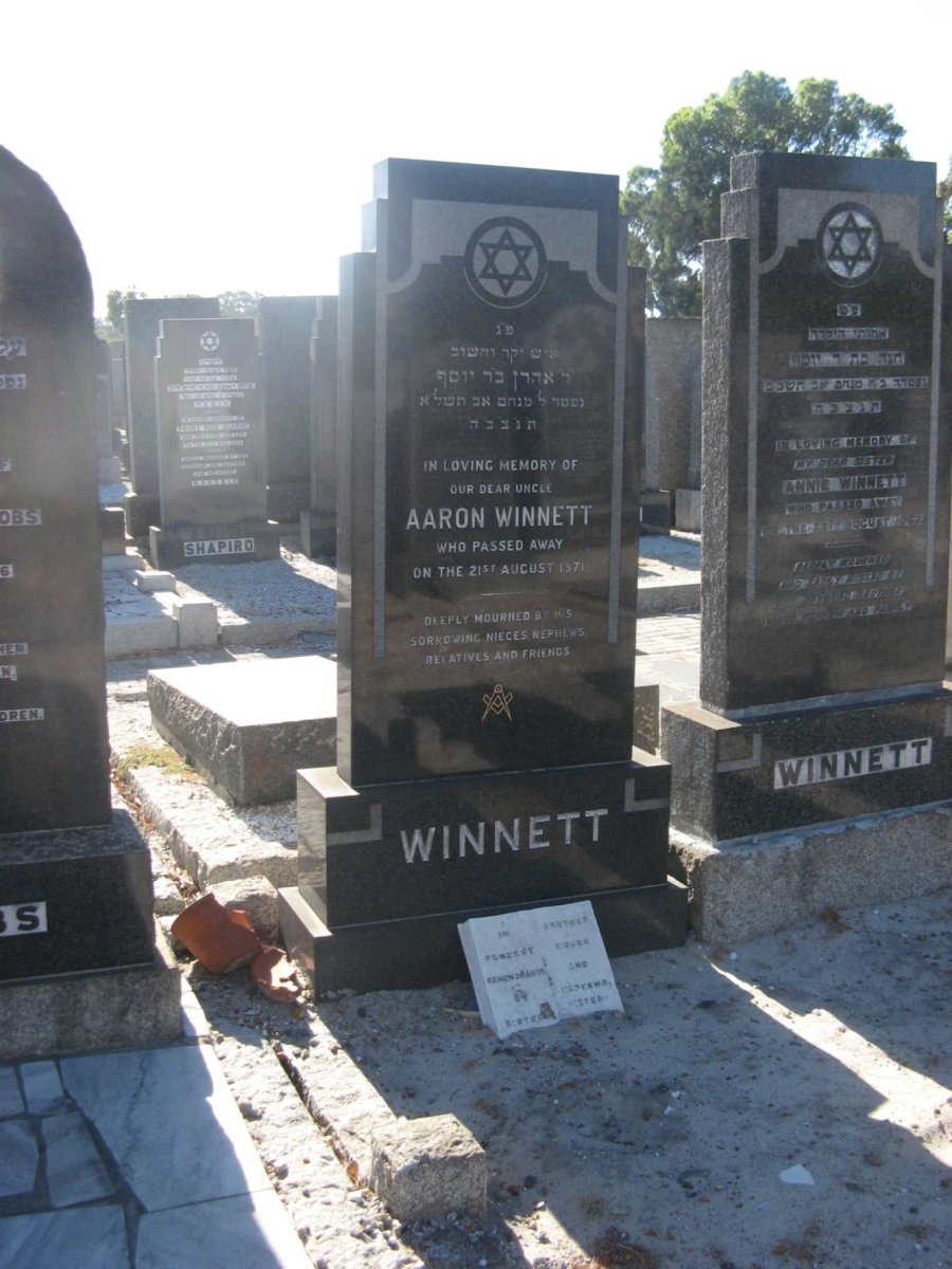 WINNETT Aaron -1971 :: WINNETT Annie -1952