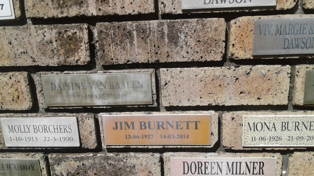 BAALEN Daphne, van 1924-2010 :: BORCHERS Molly 1913-1990 :: BURNETT Jim 1927-2014