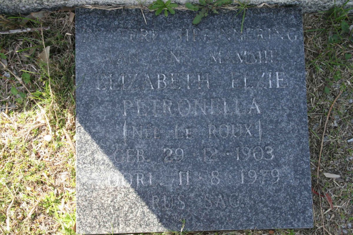 ? Elizabeth Elzie Petronella nee LE ROUX 1903-1979