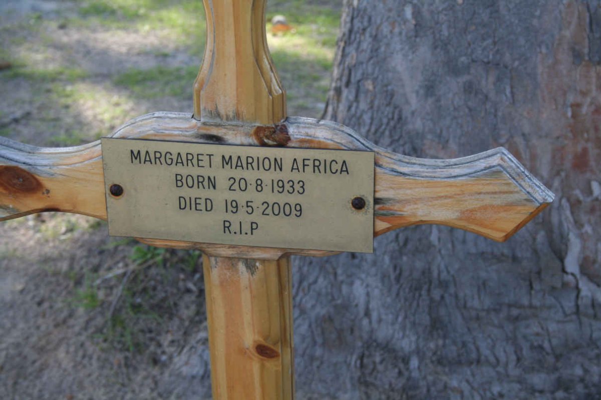 AFRICA Margaret Marion 1933-2009