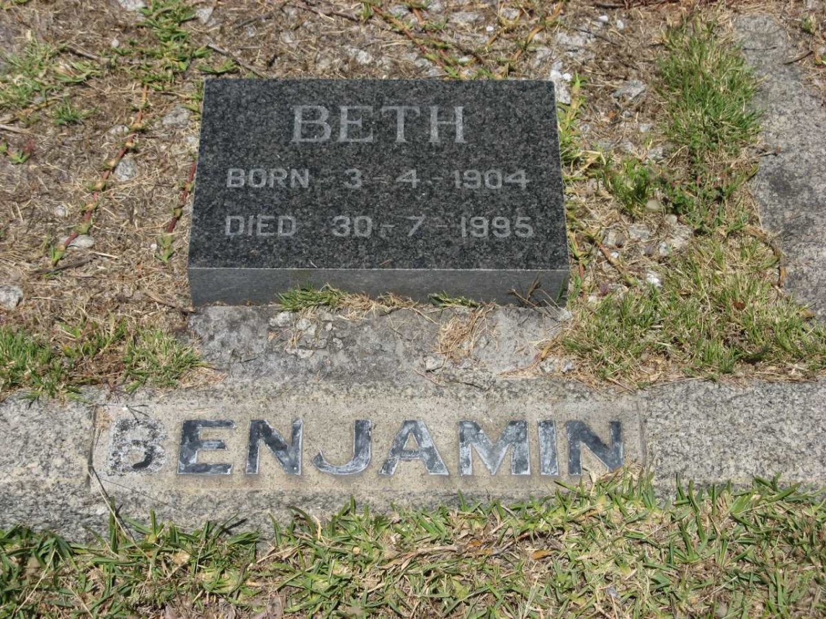 BENJAMIN Beth 1904-1995