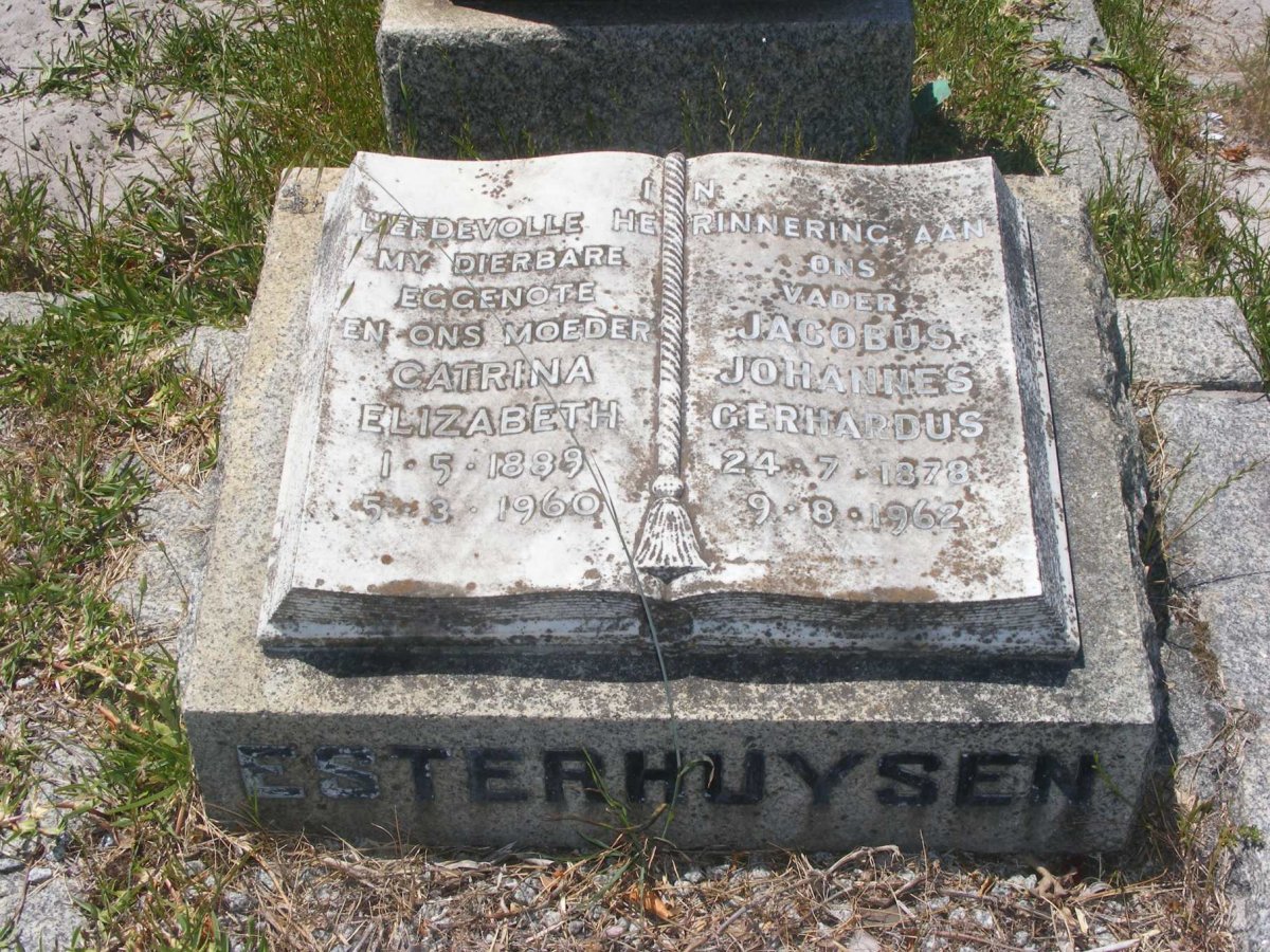 ESTERHUYSEN Jacobus Johannes Gerhardus 1878-1962 &amp; Catrina Elizabeth 1889-1960