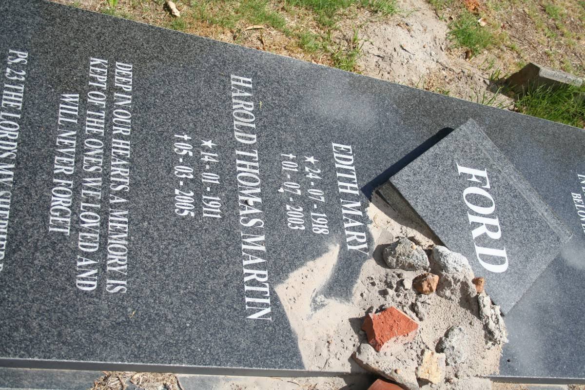 FORD Harold Thomas Martin 1911-2005 &amp; Edith Mary 1918-2003