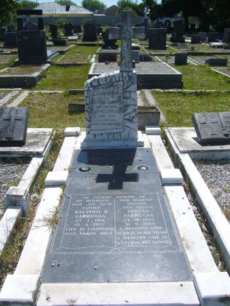 FARRUGIA Salvino B. 1912-19?7 &amp; Teresa 1923-1989 :: CAMILLE Joseph 1890-19?8