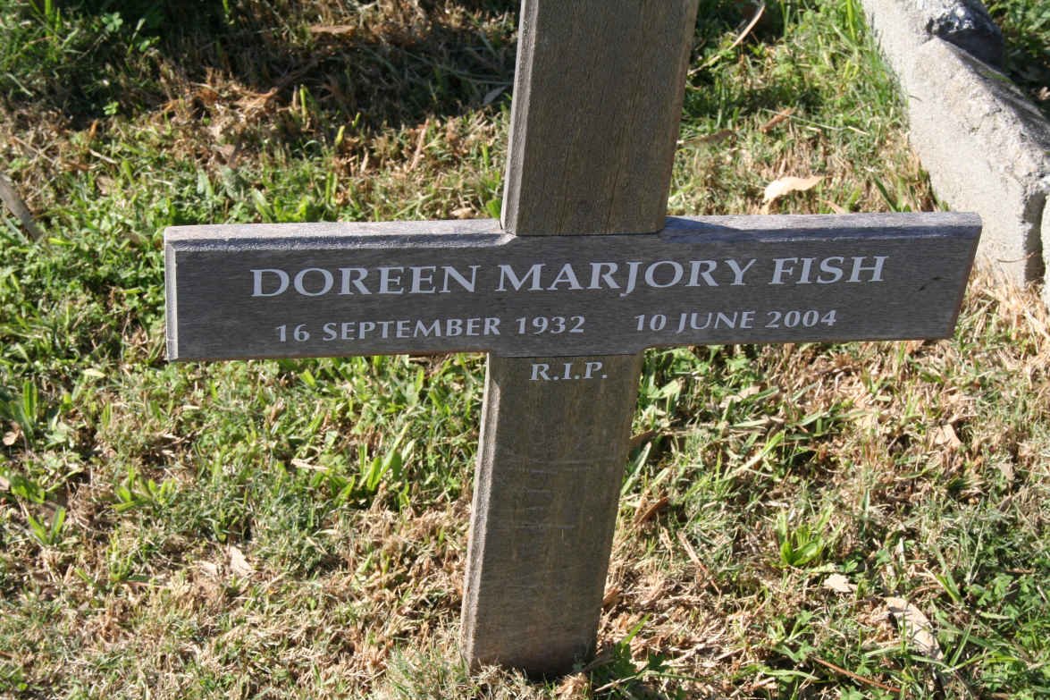 FISH Doreen Marjory 1932-2004