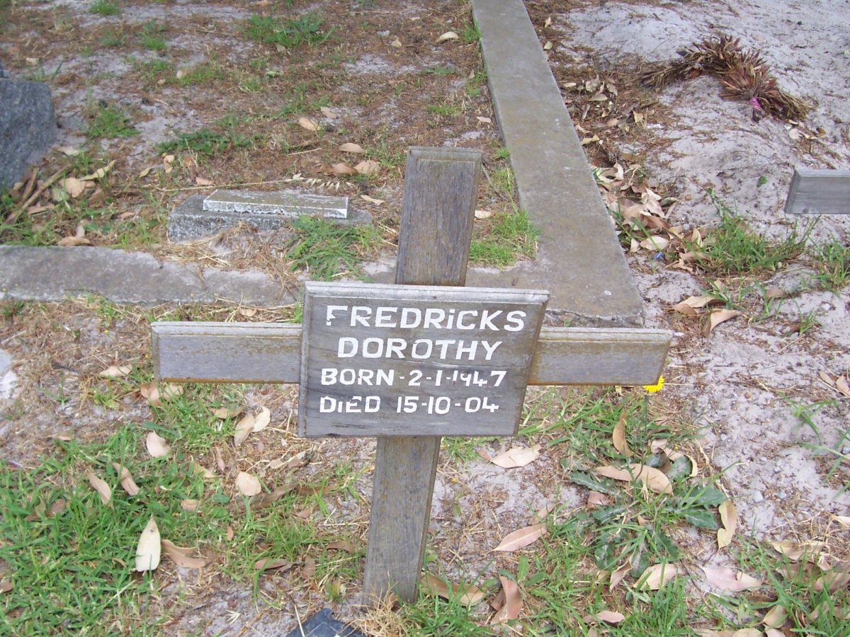 FREDRICKS Dorothy 1947-2004