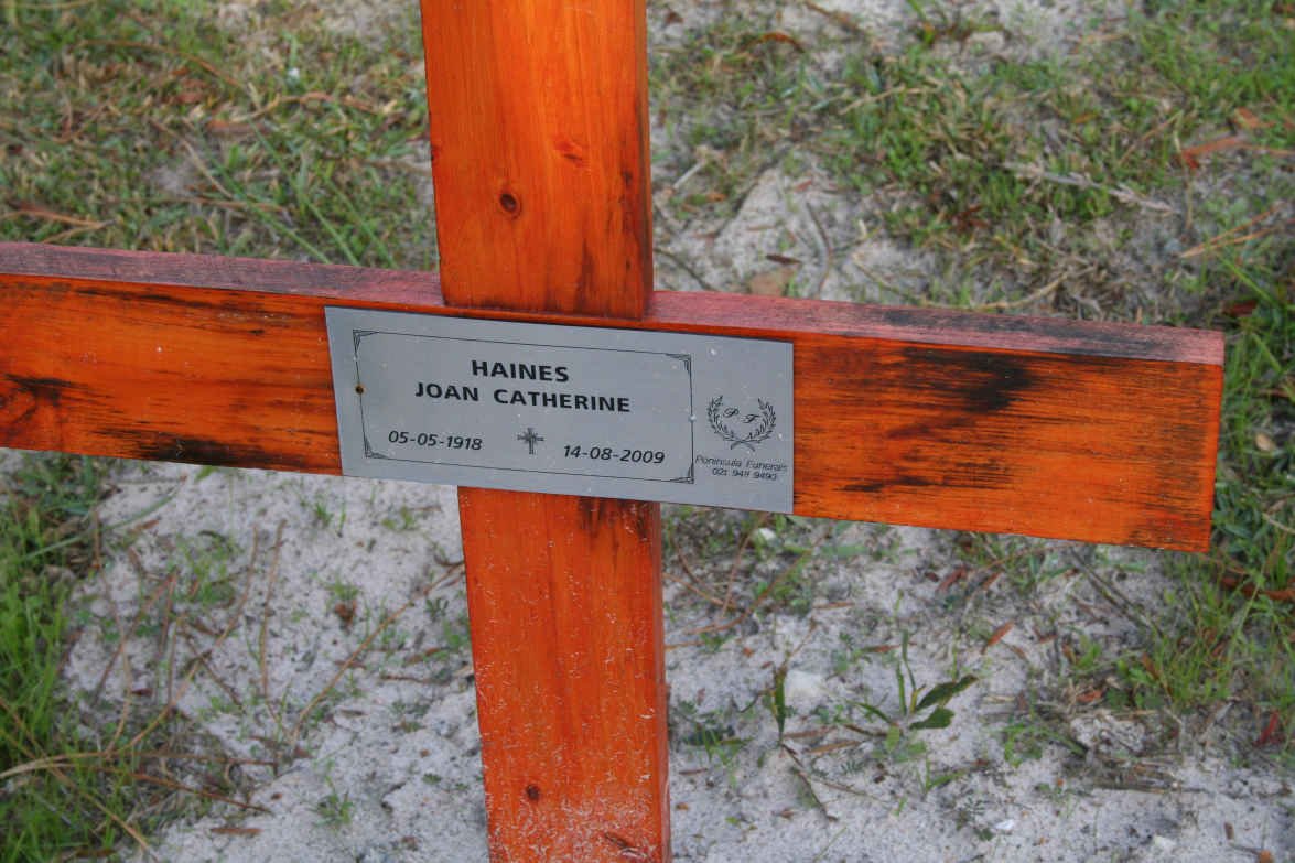 HAINES Joan Catherine 1918-2009