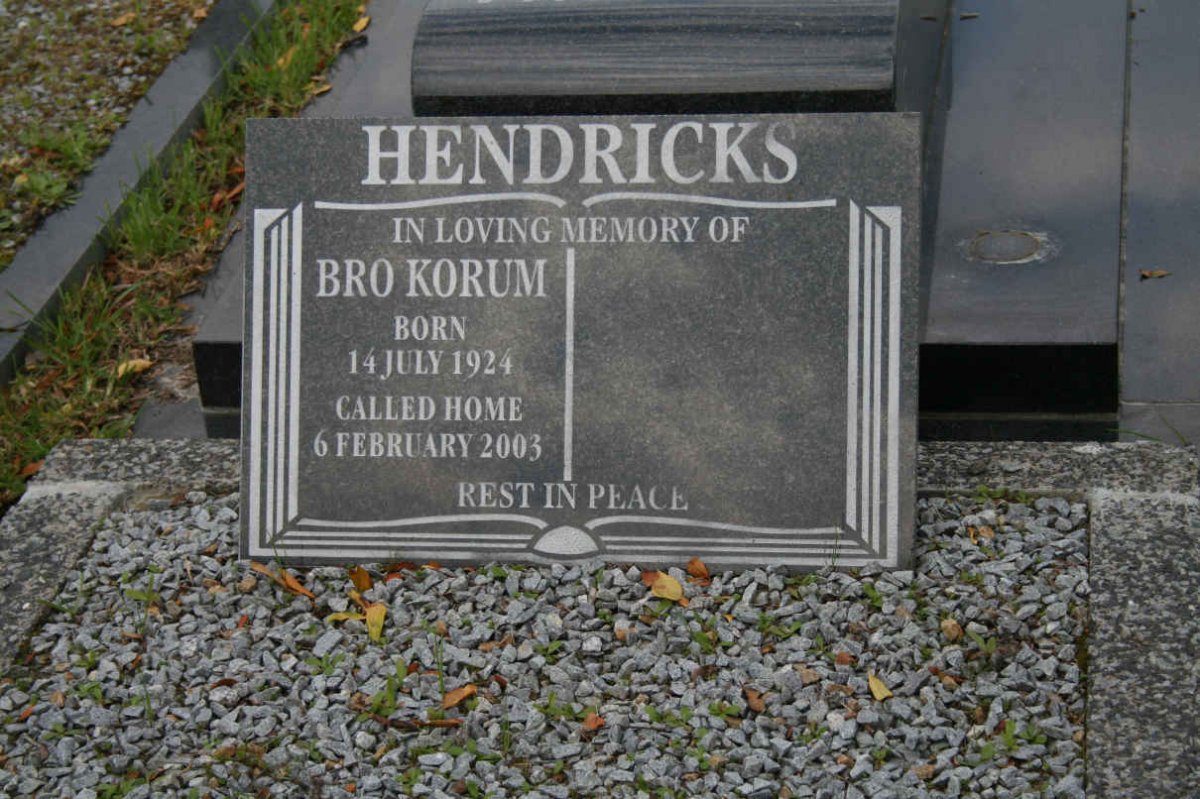 HENDRICKS Bro Korum 1924-2003