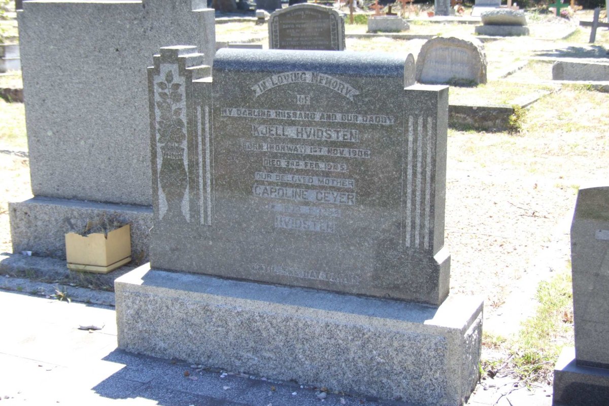 HVIDSTEN Kjell 1906-1945 &amp; Caroline GEYER 1908-1994