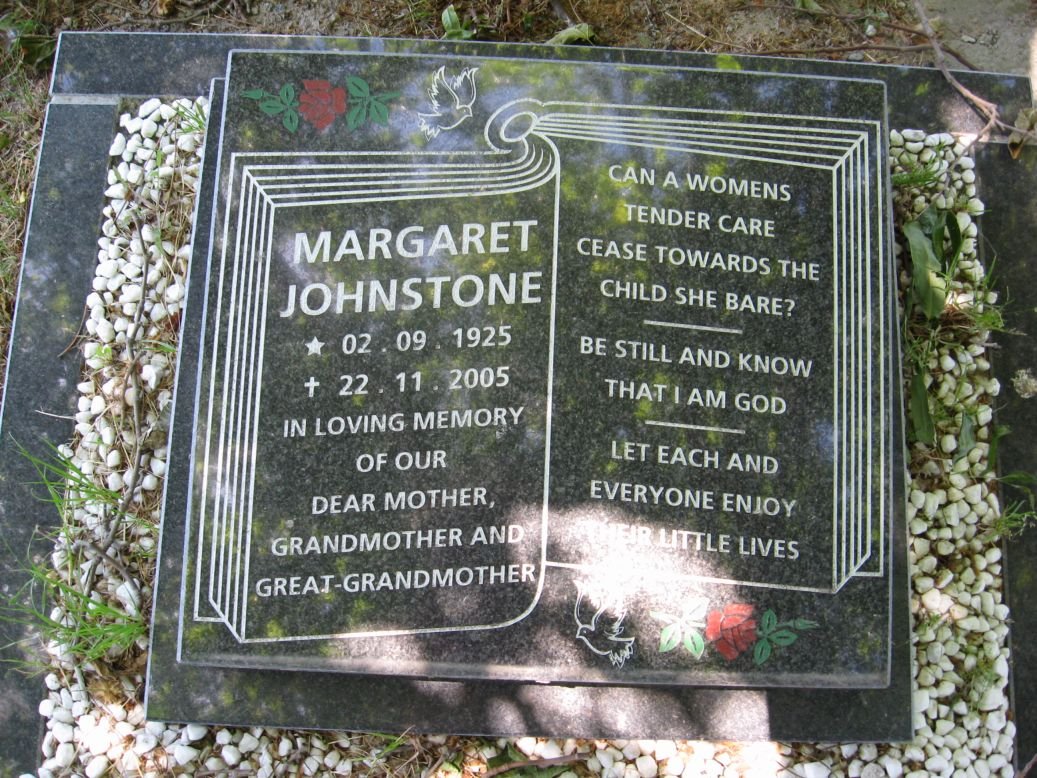 JOHNSTONE Margaret 1925-2005