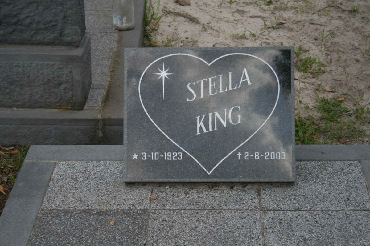KING Stella 1923-2003