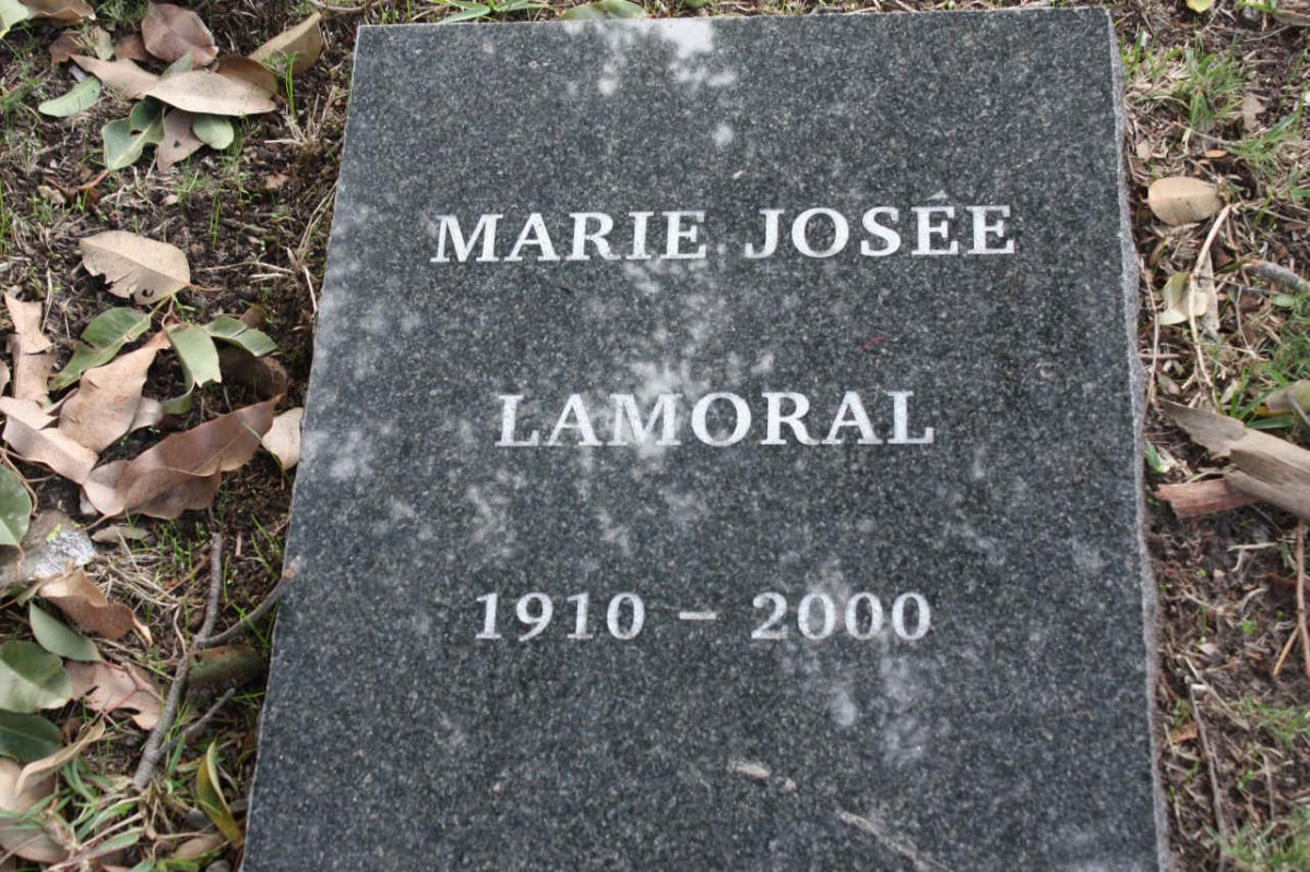 LAMORAL Marie Josée 1910-2000