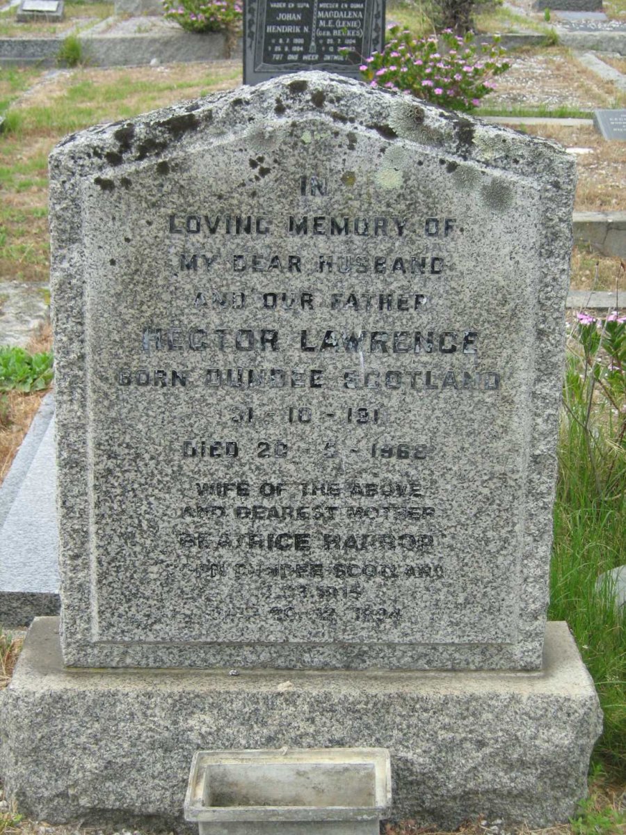 LAWRENCE Hector 1911-1968 &amp; Beatrice HARROP 1915-1994