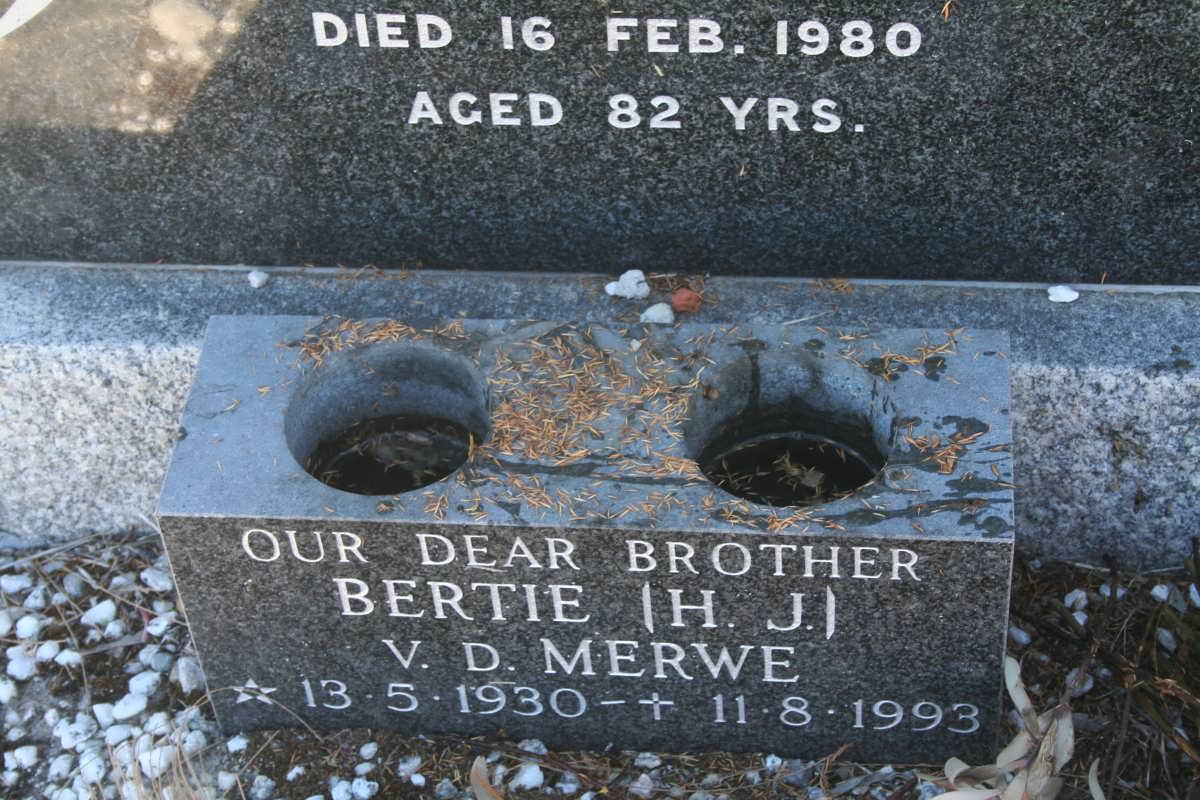 MERWE Herbert J.H., van der -1961 & Kathleen M.C. SMITH -1980 :: VAN DER MERWE H.J. 1930-1993 _2