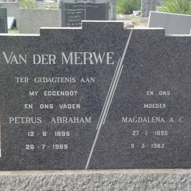 MERWE Petrus Abraham, van der 1895-1969 & Magdalena A.C. 1895-1983