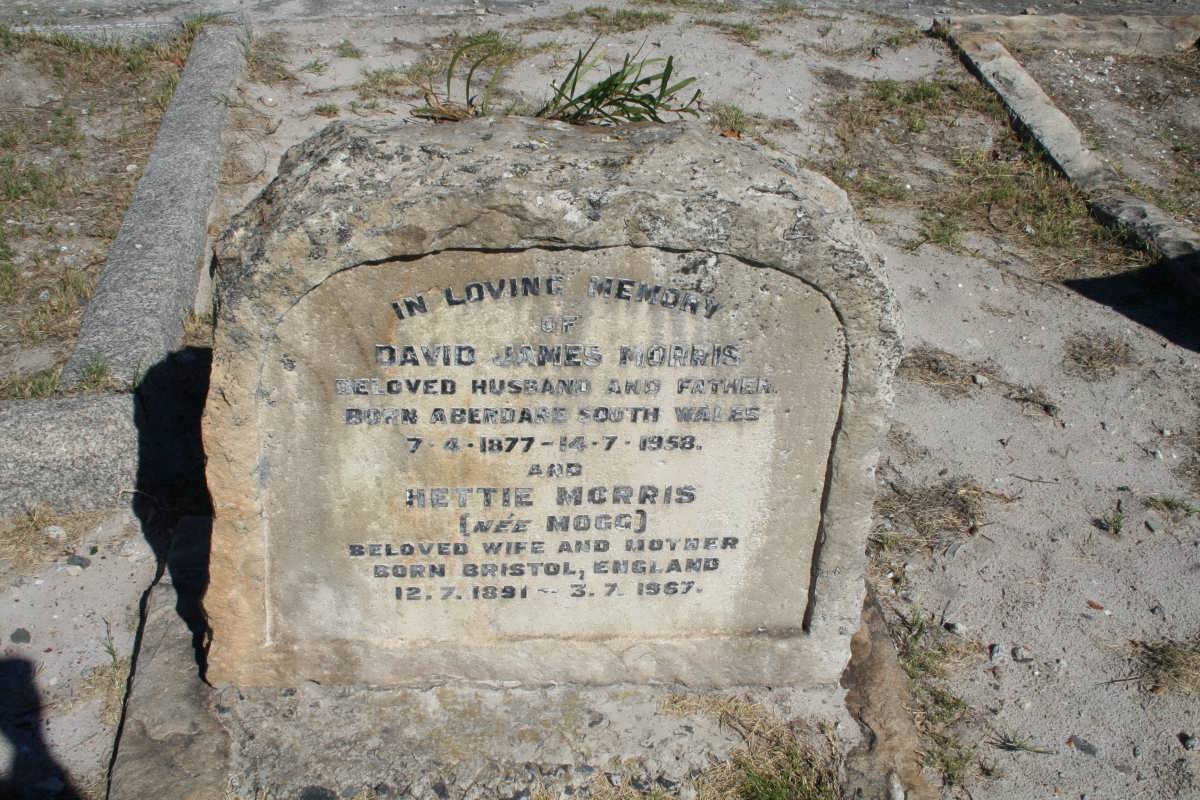 MORRIS David James 1877-1958 & Hettie MOGG 1891-1967