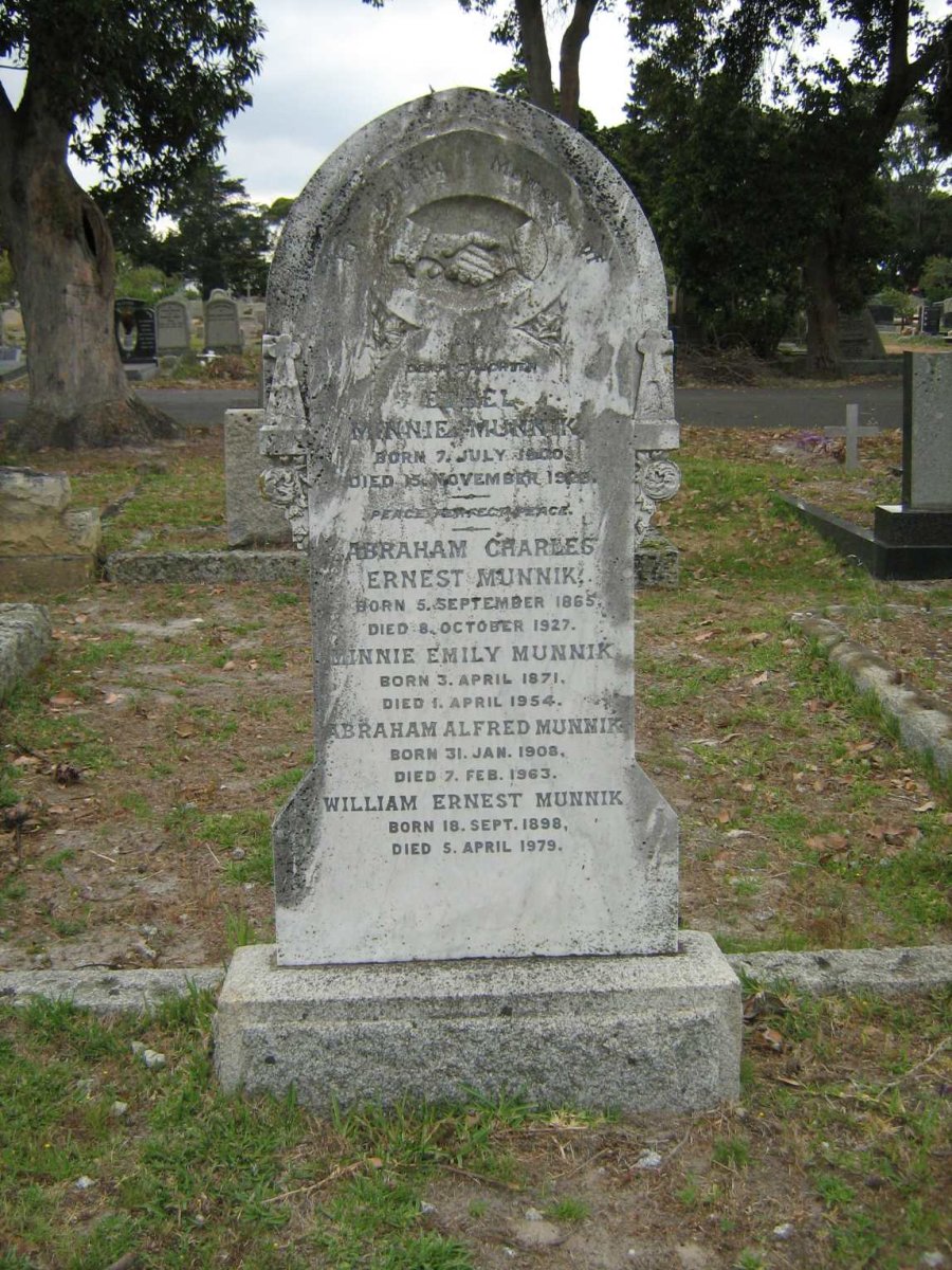 MUNNIK Abraham Charles Ernest 1865-1927 &amp; Minnie Emily 1871-1954