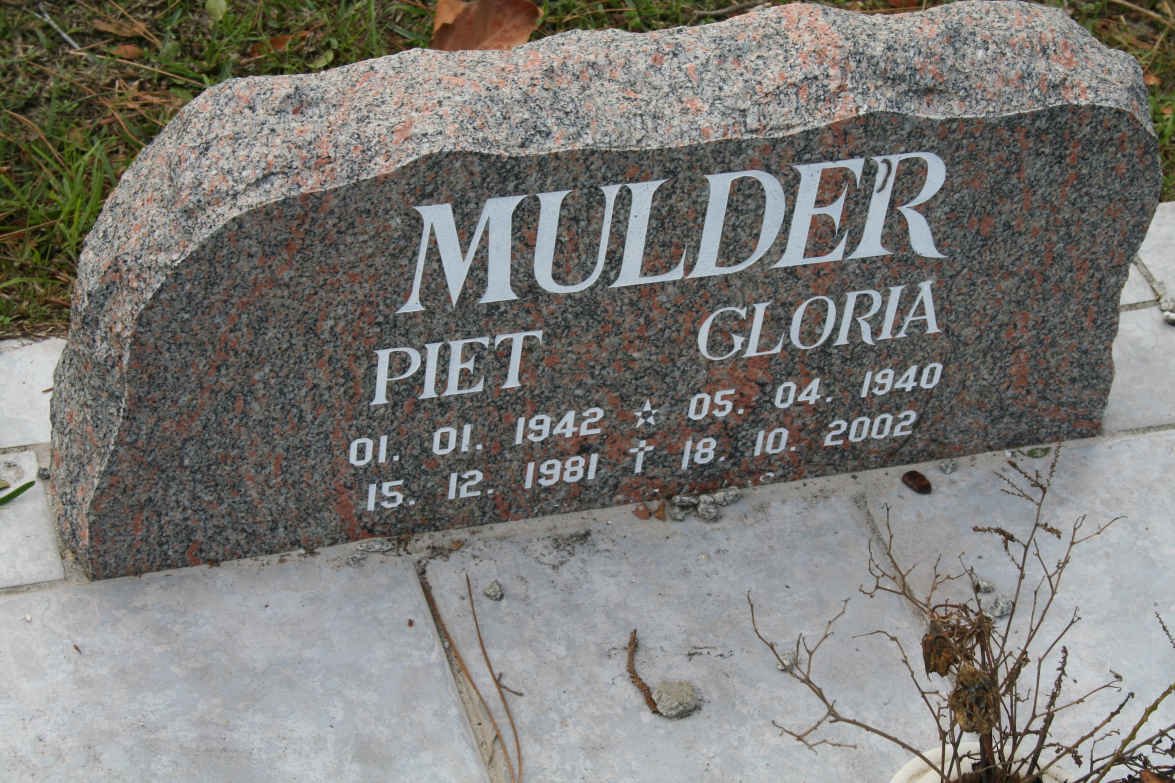MULDER Piet 1942-1981 &amp; Gloria 1940-2002