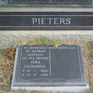 PIETERS Pieter Lukas 1915-1970 &amp; Cornelia Elizabeth Maria 1915-1984 :: PIETERS Vera Catharine 1953-1992