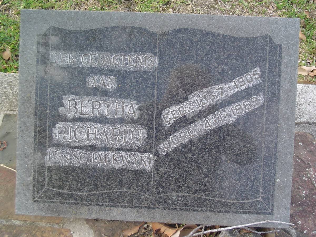 RICHARDT Bertha nee VAN SCHALKWYK 1905-1969
