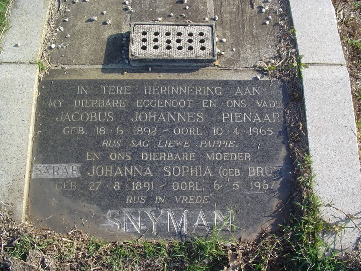 SNYMAN Jacobus Johannes Pienaar 1892-1965 &amp; Sarah Johanna Sophia BRUYN 1891-1967