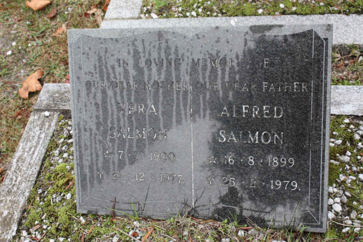 SALMON Alfred 1899-1979 &amp; Vera 1900-1977