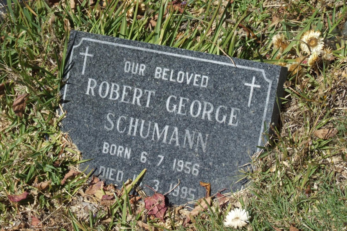 SCHUMANN Robert George 1956-1995