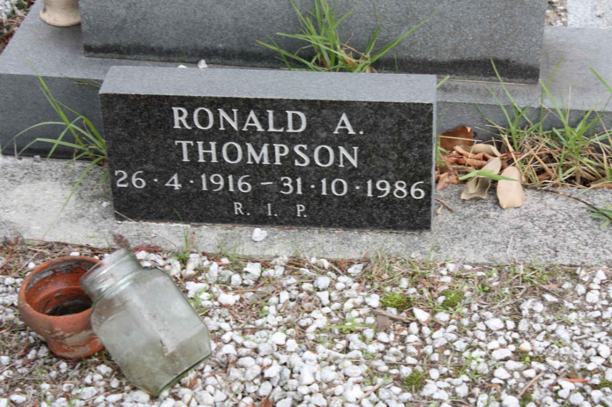 THOMPSON Ronald A. 1916-1986