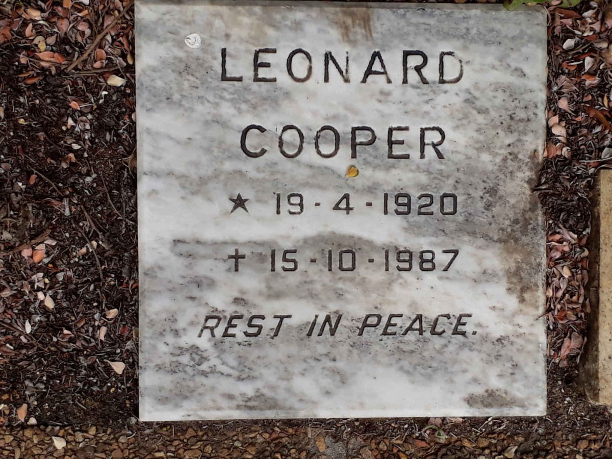 COOPER Leonard 1920-1987