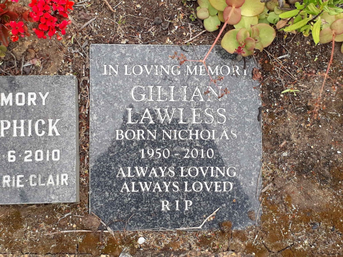 LAWLESS Gillian nee NICHOLAS 1950-2010