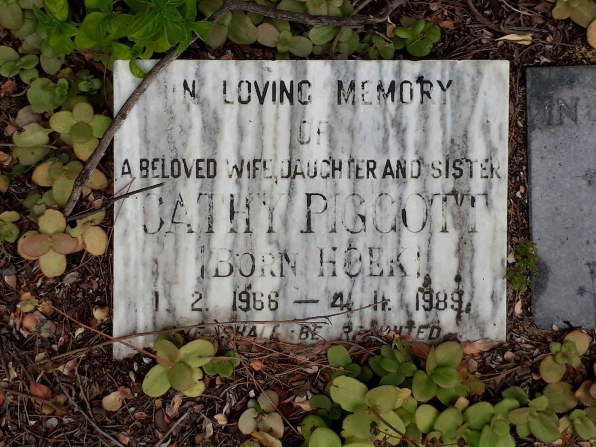 PIGGOT Cathy nee HOEK 1966-1989