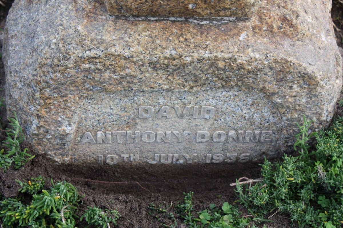 DONNE David Anthony -1935
