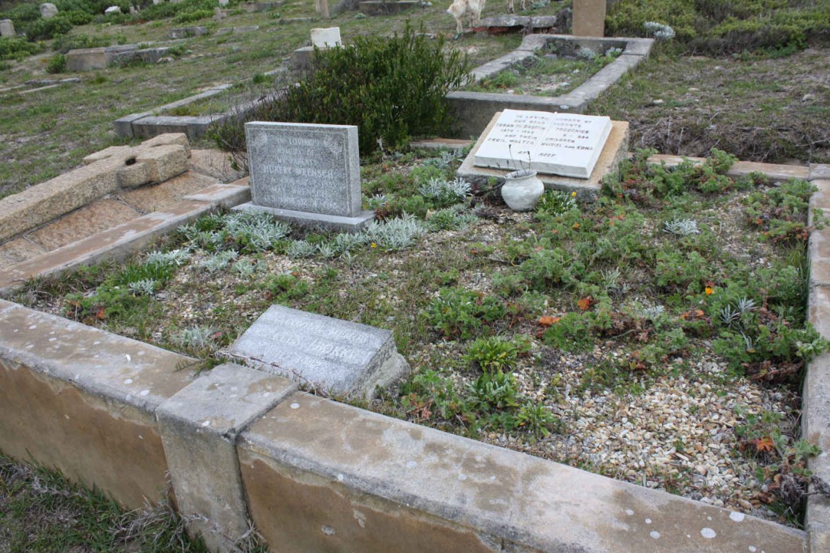 1. Overview WRENSCH family graves